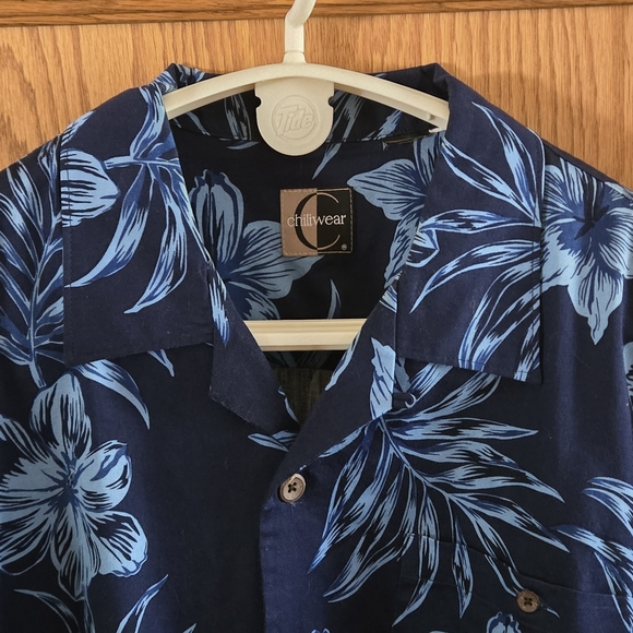 Chiliwear Ole Miss Blue Floral Men's Hawaiian Shirt Short Sleeve Est. Size XL - Picture 4 of 12